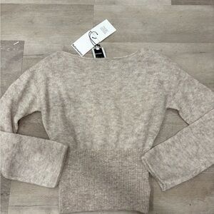 Reformation alpaca Soren sheet top size small brand new